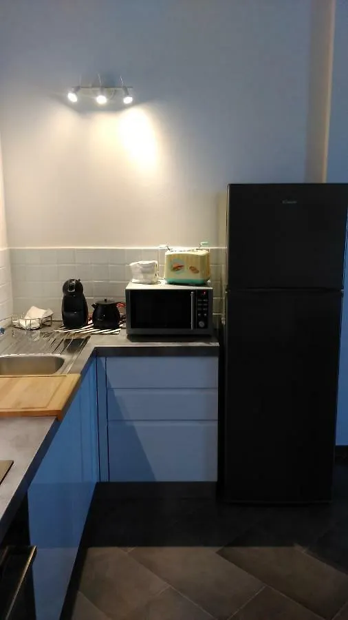 A Due Passi Da Cisanello Casa Vacanze Pisa Lägenhet